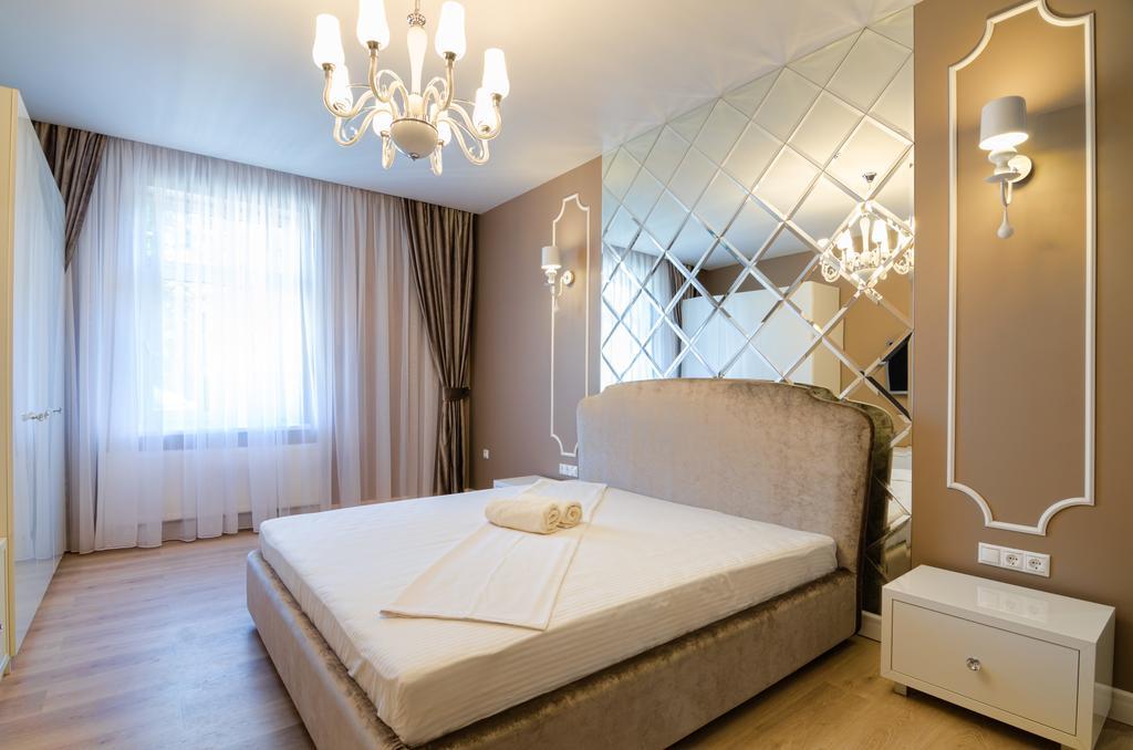 Royal Art-Deco Apartment Lviv Dış mekan fotoğraf